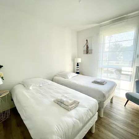 Jolie Proche Du Centre A Apartament Roscoff